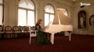 П.И. Чайковский "Танец Феи Драже" (фрагмент), исполняет Юлия Синельникова