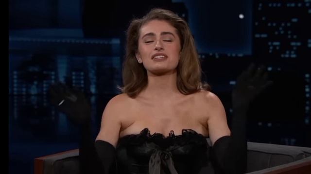 Рэйчел Сеннотт о новом шоу «Я люблю Лос-Анджелес» и панической атаке во время просмотра «Зверополиса смотреть онлайн