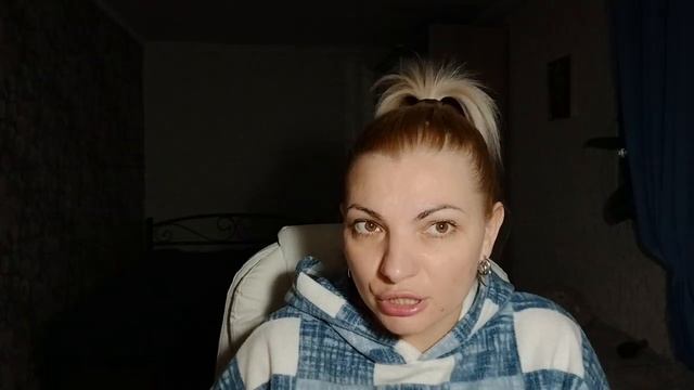 Виталька без Педальки. Анна Купер. Ссовсем слетела с катушек. Бросается на людей. смотреть онлайн