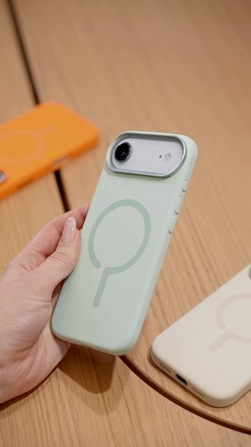 Стильная подборка чехлов King для линейкеи iPhone 17. смотреть онлайн