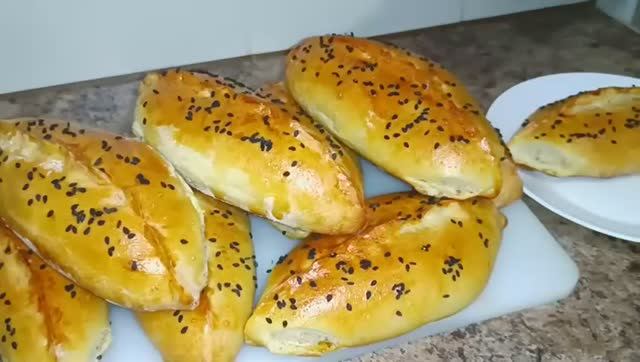 Вкусные пирожки с мясом в духовке. смотреть онлайн