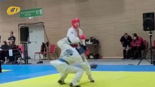 СПОРТСМЕНЫ ЖЕЛЕЗНОГОРСКОГО ВСК "БУ-ДО" УСПЕШНО ВЫСТУПИЛИ НА ТУРНИРЕ ПО РУКОПАШНОМУ БОЮ "ВЕРШИНА" смотреть онлайн