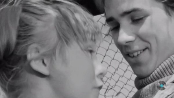 Песню пели в каждом дворе СССР