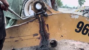 Пакистанский ремонт толкающей рамы отвала бульдозера