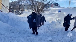 На Камчатке спасатели МЧС России продолжают ликвидировать последствия циклона