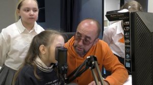 Теле и киностудия Гимназии 33 читают стихи Б. Заходера