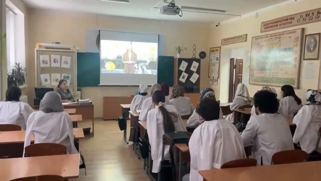 В рамках проекта «Разговоры о важном» прошло занятие на тему «Как создавать свой бизнес?» смотреть онлайн