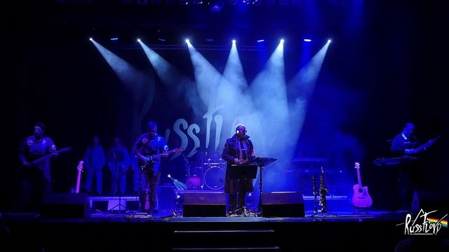 Russ Floyd - The Wall  Live