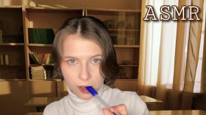 АСМР Твоя подруга поделится свежими сплетнями и поиграет с твоими волосами
