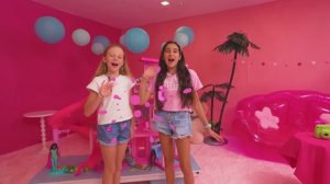 Настя и Ева в квестах Барби
