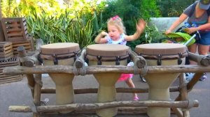 Настя встречает Принцесс и едет на Сафари в зоопарк