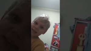 мы играем в roblox на компьютере 1 часть