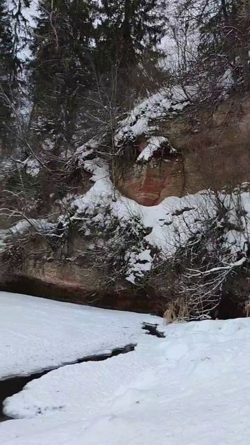 Старая ГЭС в поселке Белогорка смотреть онлайн