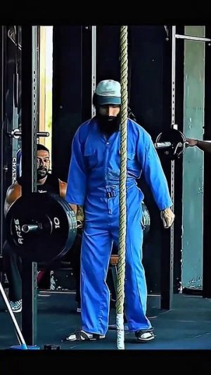 Анатолий прикалывается над качками😂😳