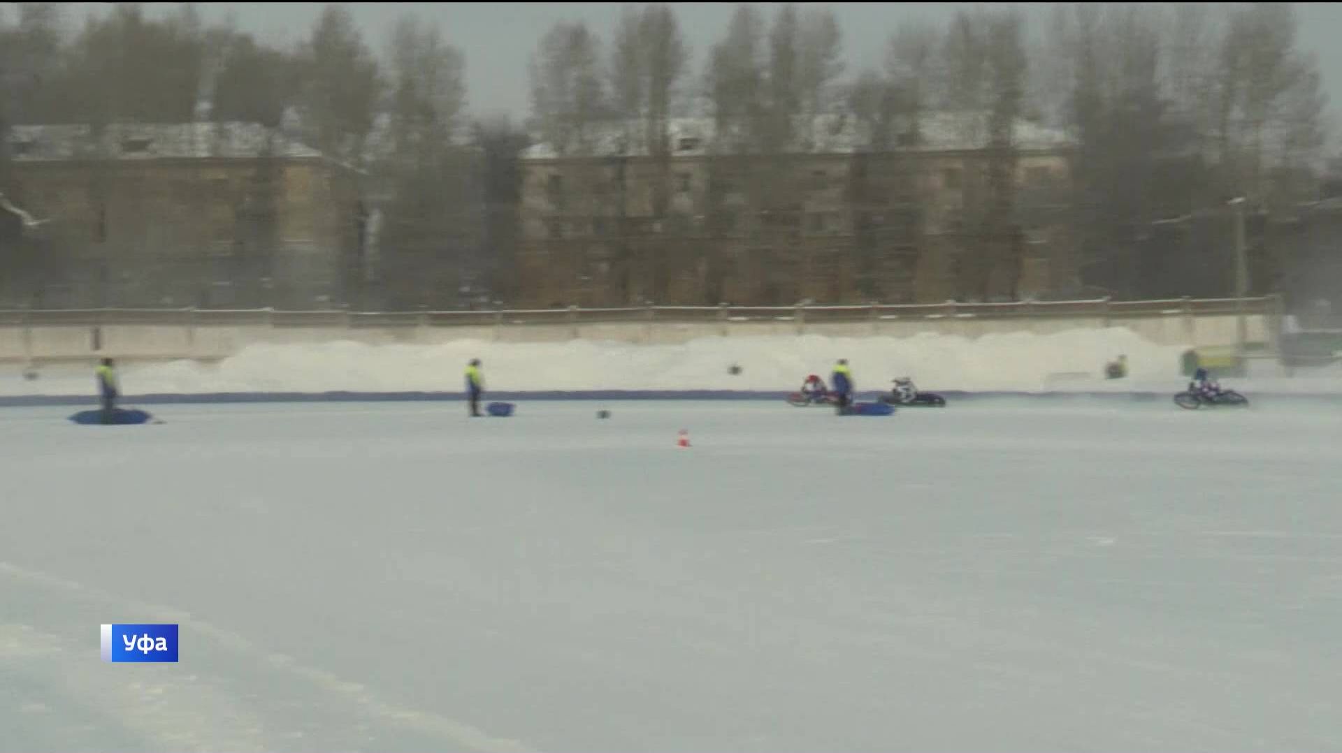 Гонщик из Уфы Никита Богданов одержал победу на Всероссийских соревнованиях по мотогонкам на льду смотреть онлайн
