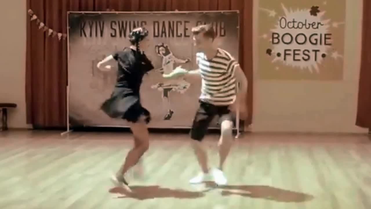 музыка клипы 2 смотреть онлайн