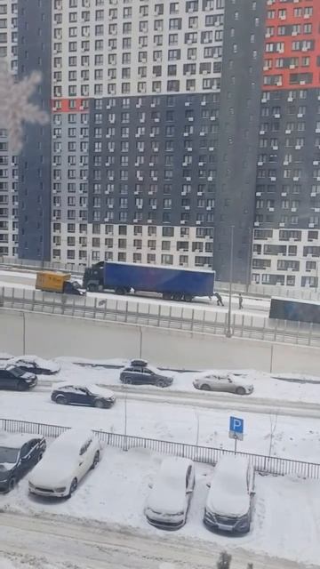 Самый сильный гаишник в мире))) смотреть онлайн