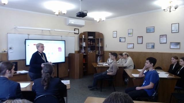Видео бинарного занятия «Защита групповых проектов разных типов. Работа с источниками информации»