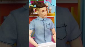 Большой сюрприз! Кроватка для малыша уже в пути 🚚✨ #Barbie #длядетей #shorts