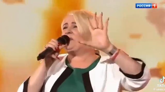 Алёна Росс - Снова осень смотреть онлайн