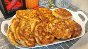 Готовлю уже лет 20 такие ПЫШНЫЕ ОЛАДЬИ на кефире с припеком. Оладьи как пух, а по вкусу как пицца