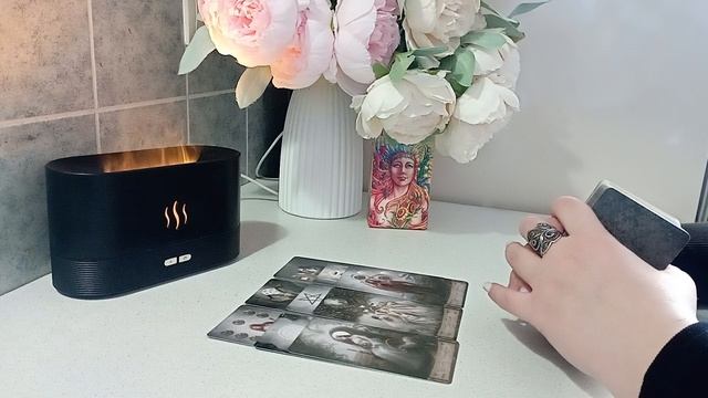 Таро / ПОГАДАЕМ НА МУЖЧИНУ 💕 #таро #гадагия смотреть онлайн