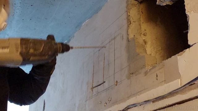 Как сделать дополнитеную вытяжку для ванной комнаты.mp4 смотреть онлайн