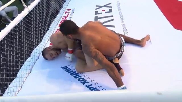 Непобедимый бразильский гангстер обещал оторвать голову нашему казаку! Макс Дивнич vs Пауло Антонио смотреть онлайн