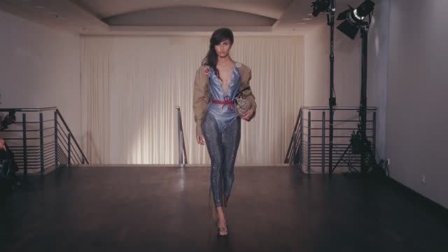 Показ коллекции Andreas Kronthaler для Vivienne Westwood весна-лето 2025