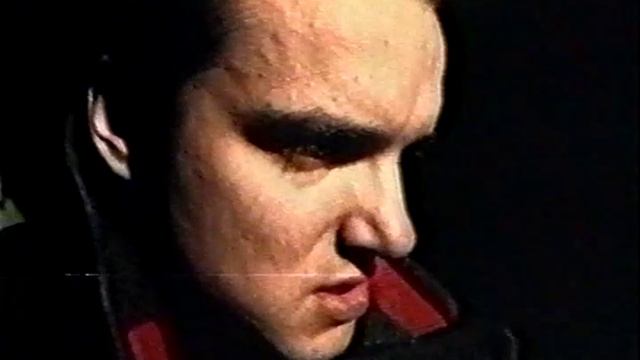 У нас мух много (кф. Зеленый слоник)