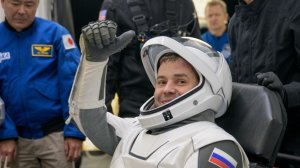 Эвакуированного с экипажем Crew-11 космонавта встретили в Звездном городке