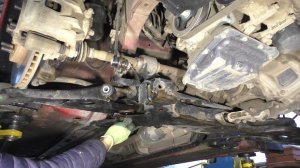 Замена передних сайлентблоков передних рычагов на Hyundai Elantra 1,6 Хендай Элантра 2012