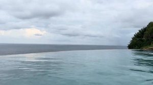 Беженец🇮🇩Бали. УРАГАН В САВАЙЕ. КУПИЛ КРУТЕЙШИЙ РЮКЗ