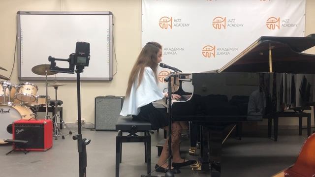 Кирилова Милана. А.Эшпай/В. Карпеко 