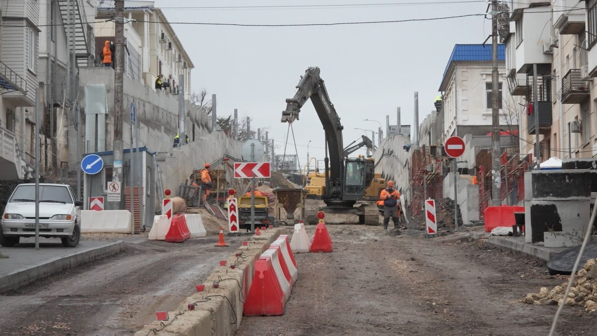 Работы на улице Адмирала Октябрьского завершены на 70% смотреть онлайн