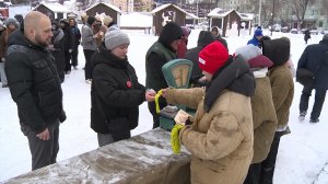 Волонтеры раздали в Рязани блокадный хлеб