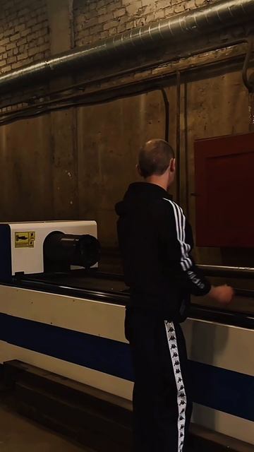 От металла до тента: как рождаются зонты City-Zont на московском производстве смотреть онлайн