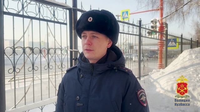 Прокопьевские полицейские привлекли к ответственности отца, который пустил за руль 10-летнего сына смотреть онлайн