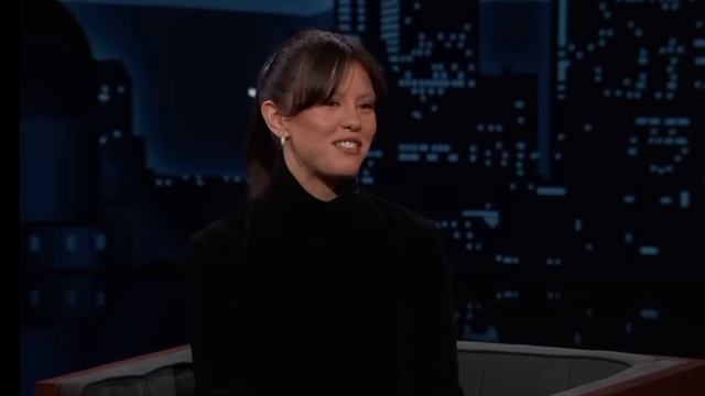 Миа Гот о своей одержимости Эми Уайнхаус и фильмом «Франкенштейн» с Гильермо дель Торо смотреть онлайн