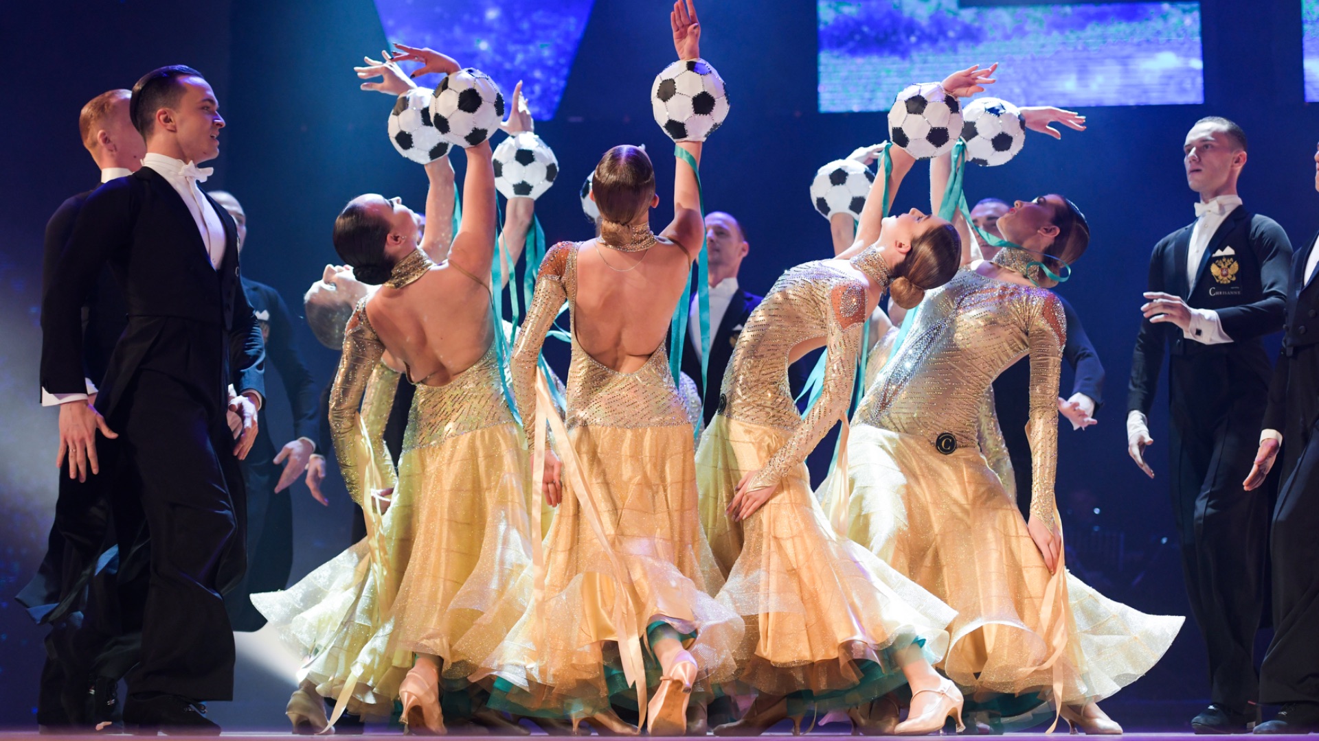 ЛИГА ЧЕМПИОНОВ (европейская программа) - полная версия смотреть онлайн