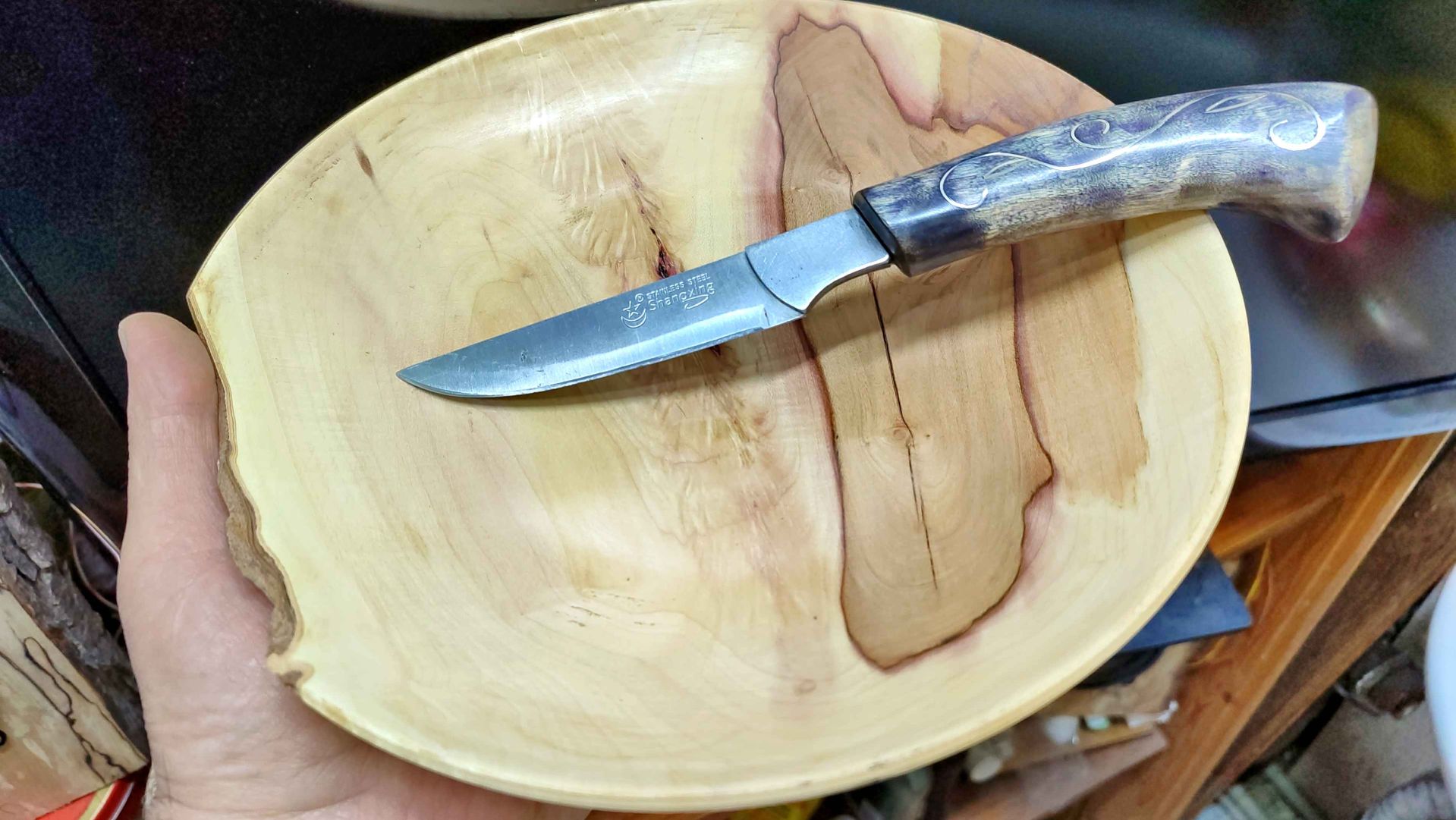 Первая тарелочка из семи выточенных из одной кленовой чурки. смотреть онлайн