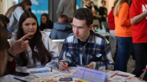 В Корсаковском округе масштабным фестивалем возможностей отпраздновали День студенчества