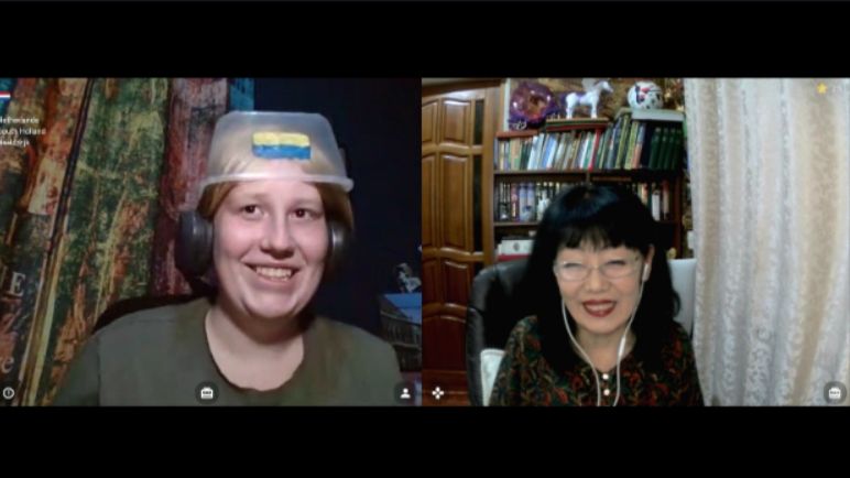 Называется поговорили о погоде. Свитлана подстримывает потихоньку. смотреть онлайн