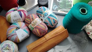 ВЯЗАЛЬНЫЙ ВЛОГ 01/26 Спицы Lantern moon, новая пряжа, органайзеры Muud, носочки из остатков