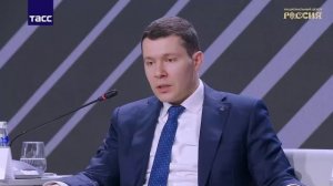 Алиханов: Химпредприятия РФ проинвестировали в развитие почти 5 трлн рублей с 2022 года