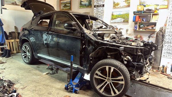 BMW Х6 УГОЛЕК. Крутим мотор горелого БУМЕРА.