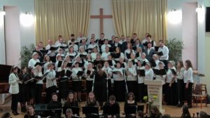 Хор ЕХБ исполняет гимн: "Когда твой путь земной пойдет средь бури злой". г. Тольятти.