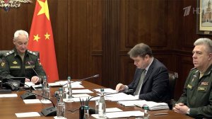 Взаимодействие армий России и Китая обсудили главы военных ведомств РФ и КНР.