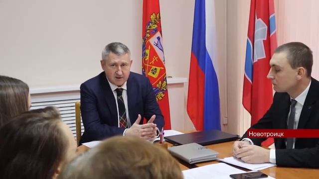 Круглый стол смотреть онлайн