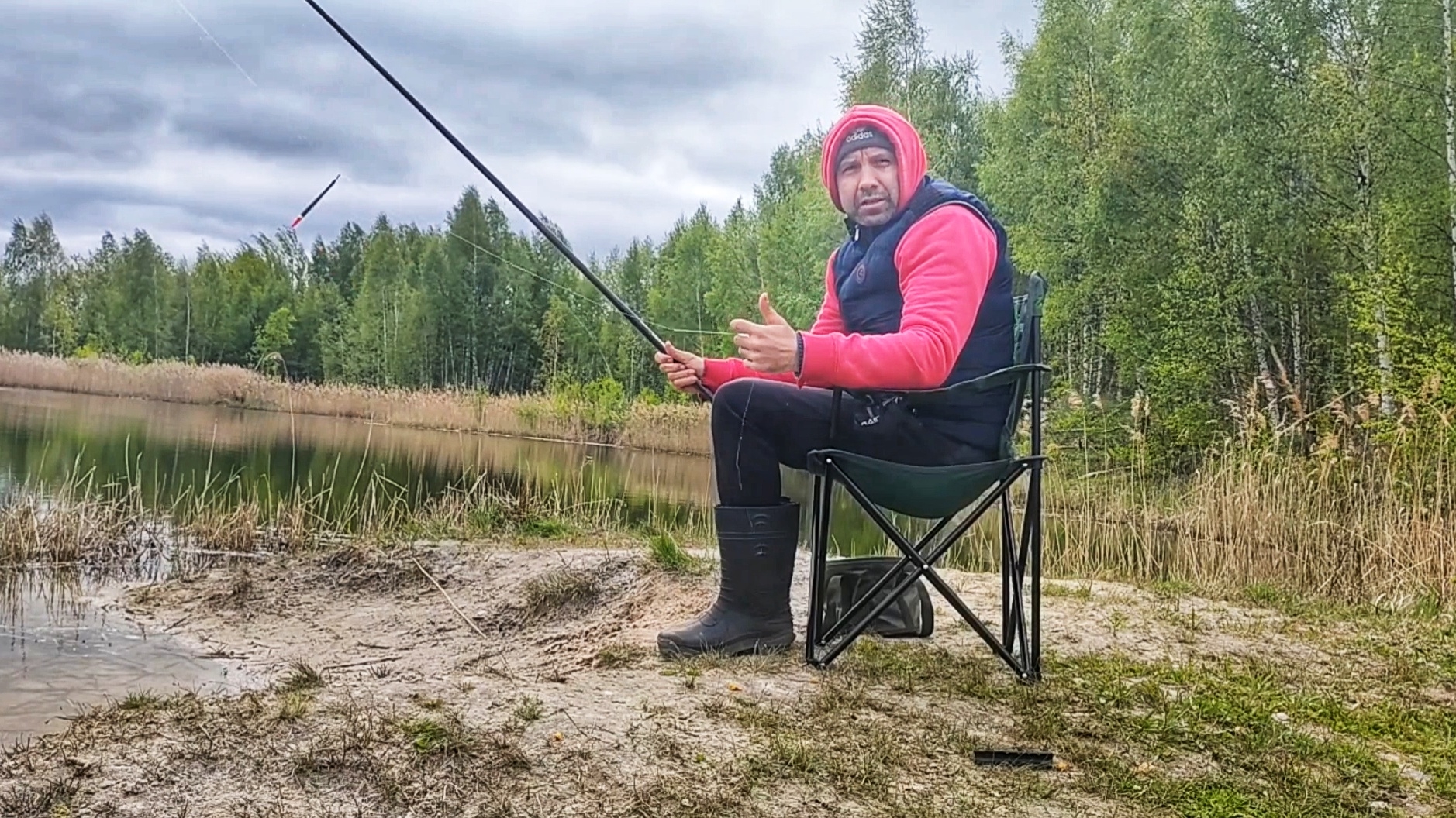 Рыбалка на песчаном карьере. Плотва. смотреть онлайн